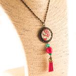Collar Borla Fucsia o Verde | COBOFU | collares, de, rosa, rosas, boton, borla, borlas