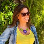 Collar Flor Crochet Morada, granate o amarilla
