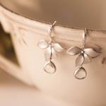 Pendientes Delicate | PNDELI | Pendientes, para novias, de boda, plateados, de flores, de rama