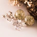 Pendientes Abeja Plata y Flor