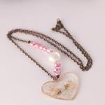 Collar Corazón Flor Blanca | COCOFL | Collar, Collares, Corazón, de Flores, Rosa, Perlas
