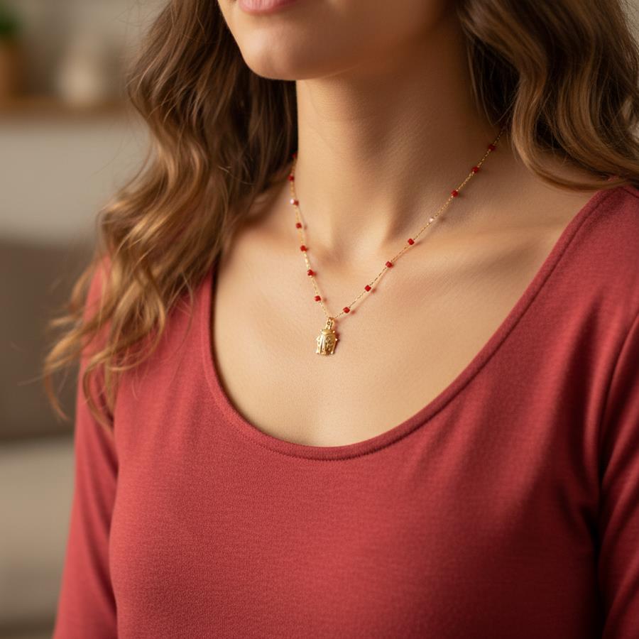 Collar Mariquita rojo y Oro
