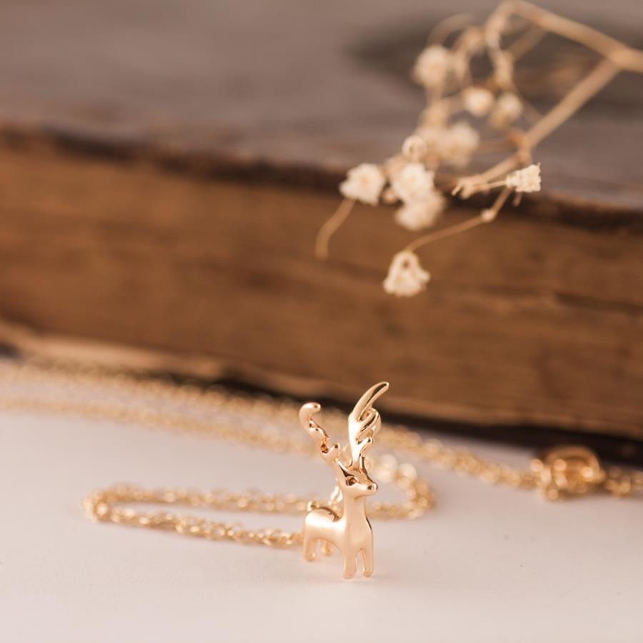 Collar ciervo Oro