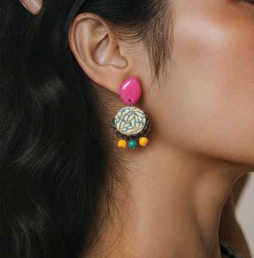 Pendientes Macarena | PTMACA | Pendientes, geométricos, fucsia, azules