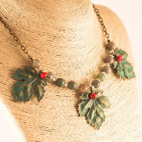Collar Hoja Arce  | COHOAR | collares, de, verde, verdes, de bronce, de hojas, de otoño, de jade, de metal