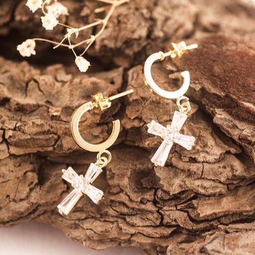 Pendientes Aro y Cruz | PNARCR | Pendientes, de aros, de cruz, de cruces, de oro