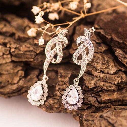 Pendientes Nudo Circonias | PNNUCI | Pendientes, de plata, largos, para novias, de boda
