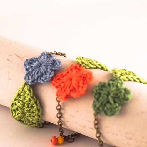 Pulsera Ganchillo Flor | PUGAFL | Pulsera, Ganchillo, Flores, Verde, Azul, Salmón
