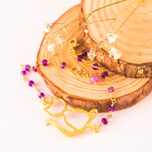 Pulsera Gato y Amatistas Oro Mate | PLGAYA | Pulsera, Morada, Amatistas, Calcedonias, de Gato, de Oro Mate