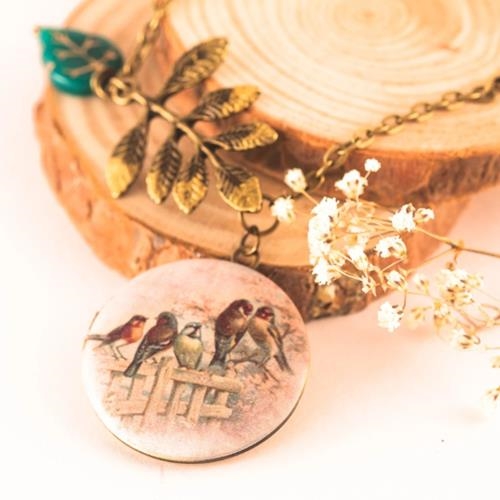 Collar Medallón Birds | COMEBI | Collar, Medallón, Pájaros, Vintage, Antiguo, de Bronce