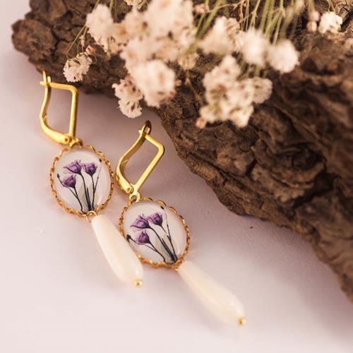 Pendientes Lirio | PNLIRI | Pendientes, para Novias, blancos, de flores, lilas, largos